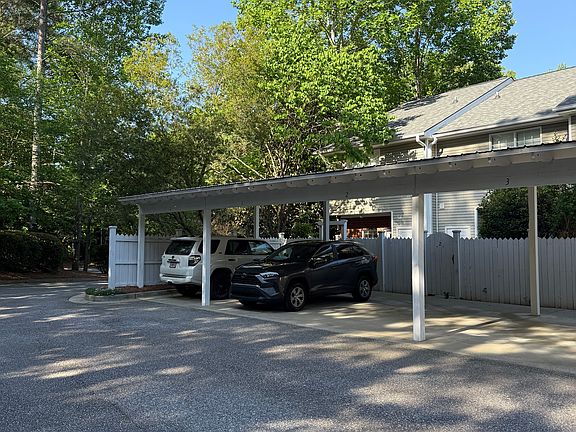 2nd image of 110 Wood Lake Dr Unit 1