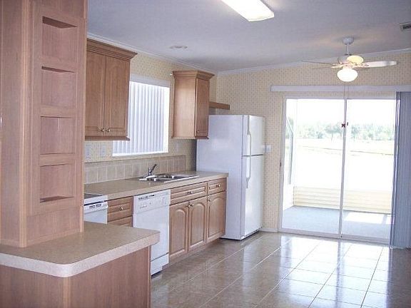 4th image of 9919 Killdeer Ln