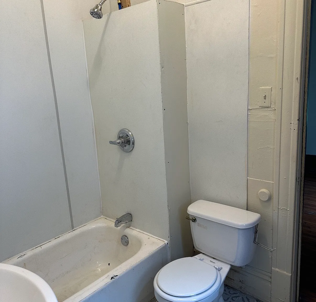 2 bed, 100 sqft, $865 — Photo 4