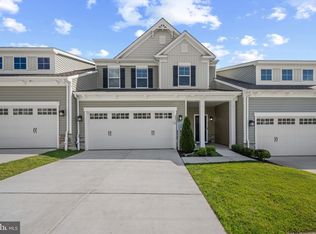 2812 Town View Cir, New Windsor, MD 21776