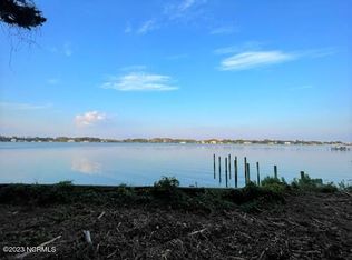 225 Sleepy Point Rd, Gloucester, NC 28528