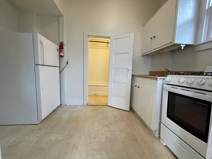520 Holly St #4 — Photo 2