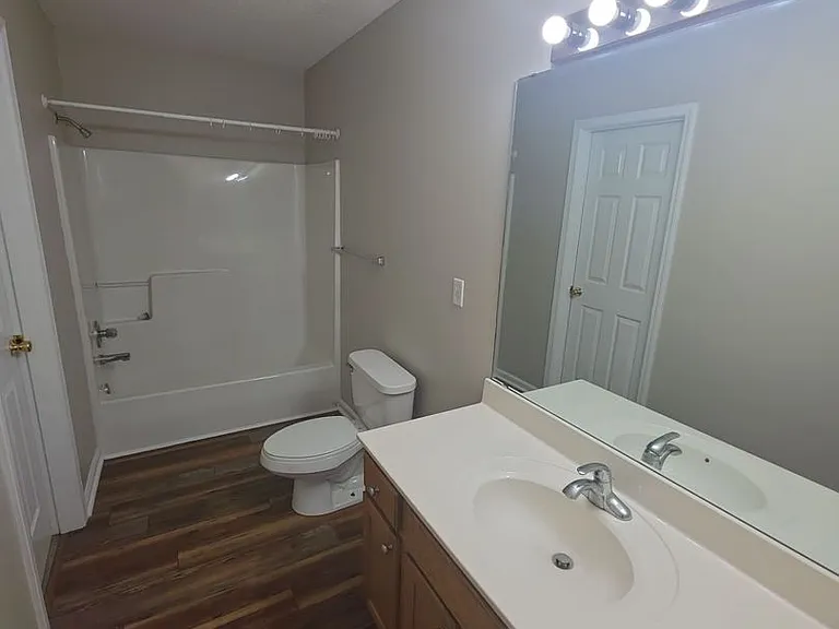 1293 Fisk Rd — Photo 9