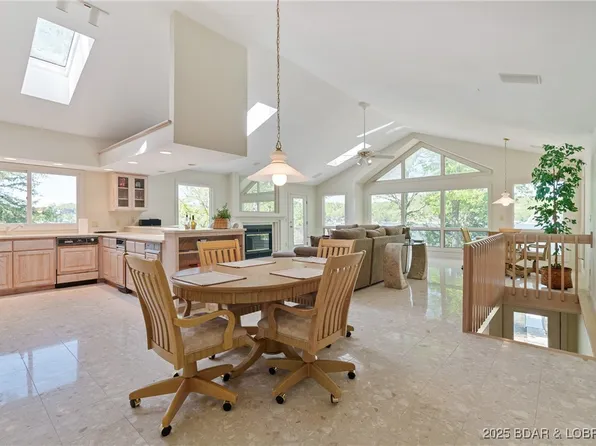 257 Red Run Dr, Camdenton, MO 65020
