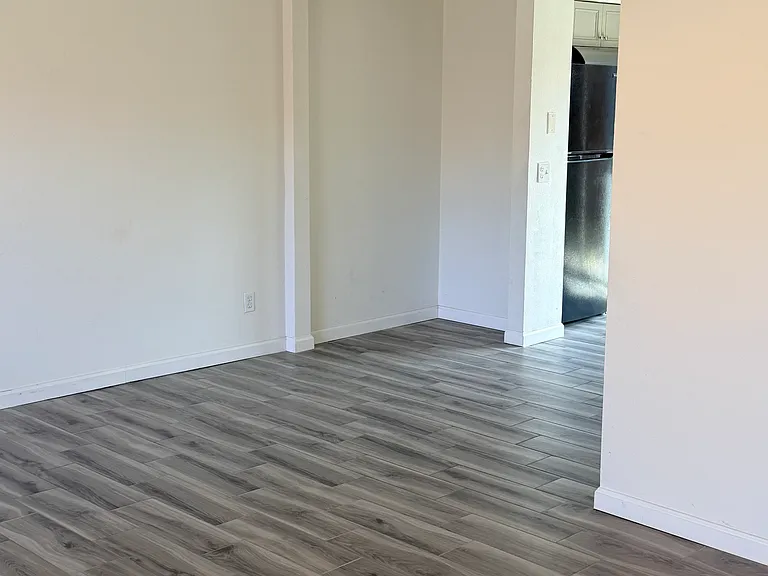 40 W Beverly Dr — Photo 18