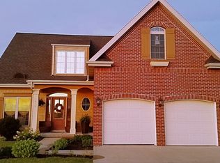 1815 Sycamore St, Peru, IL 61354