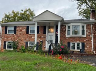 14794 Daley Ln, Woodbridge, VA 22193