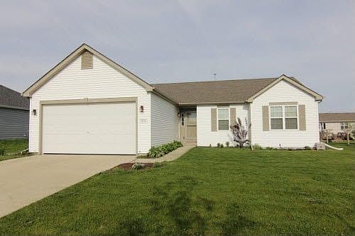 1st image of 313 Oakbrook Dr
