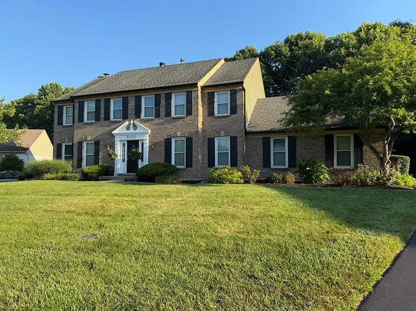 8033 Old Stable Ct, West Chester, OH 45069