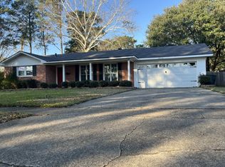 2042 Bermuda St, Shreveport, LA 71105