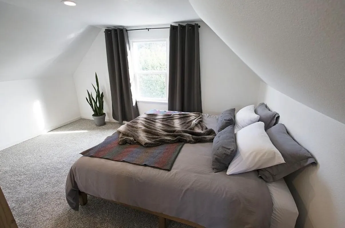 2 bed, 961 sqft, $2,950 — Photo 4