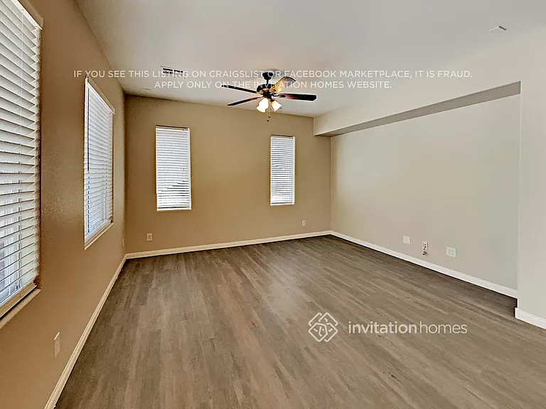 4934 Scholl Canyon Ave — Photo 5