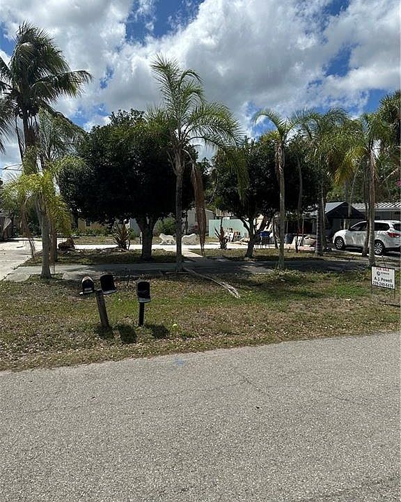2nd image of 11129 Safari DR