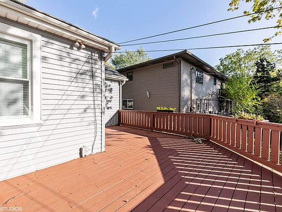 4th image of 309 Meadow Ln