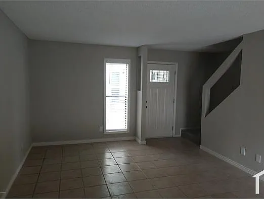 2431 E Tracy Ln #2 — Photo 16