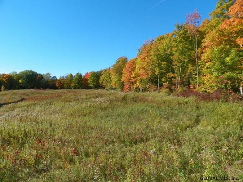2nd image of 122 GOEWEY Road