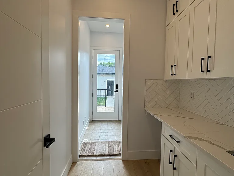 521 23rd Ave NE #521A — Photo 18