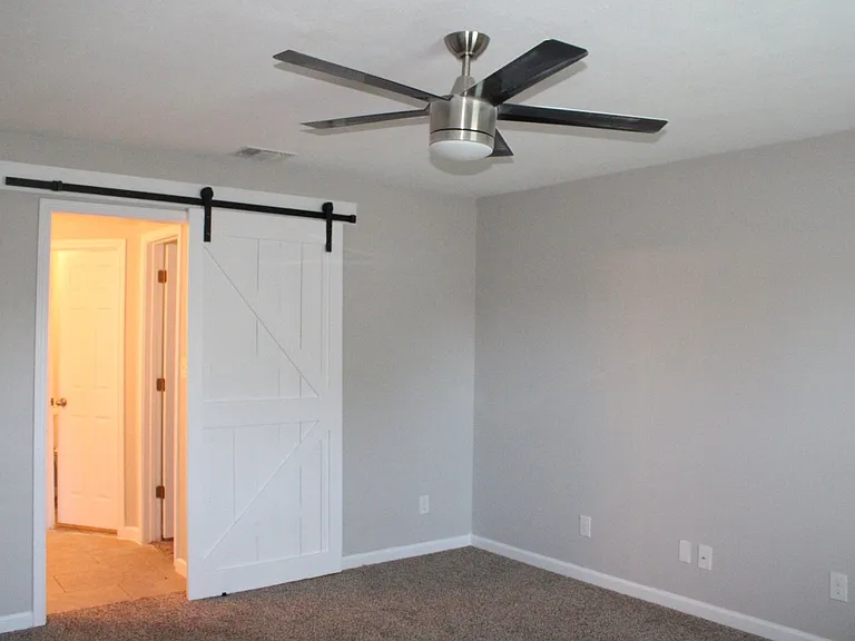 6571 Beech Trl — Photo 27