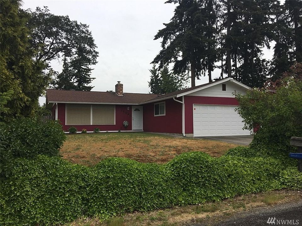 1st image of 17309 8th Ave E