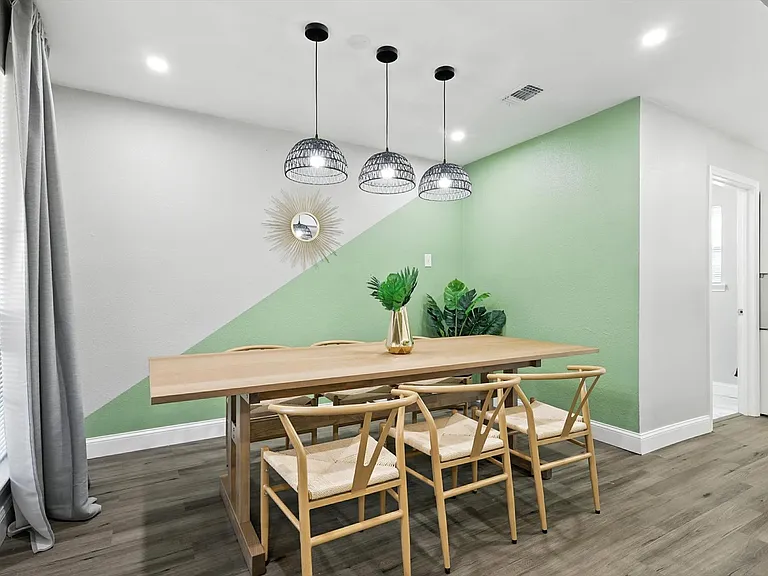 1231 Springbrook Cir — Photo 11