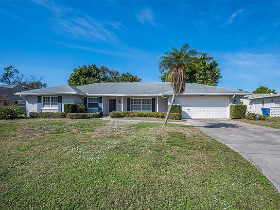 4th image of 4 Hibiscus Rd