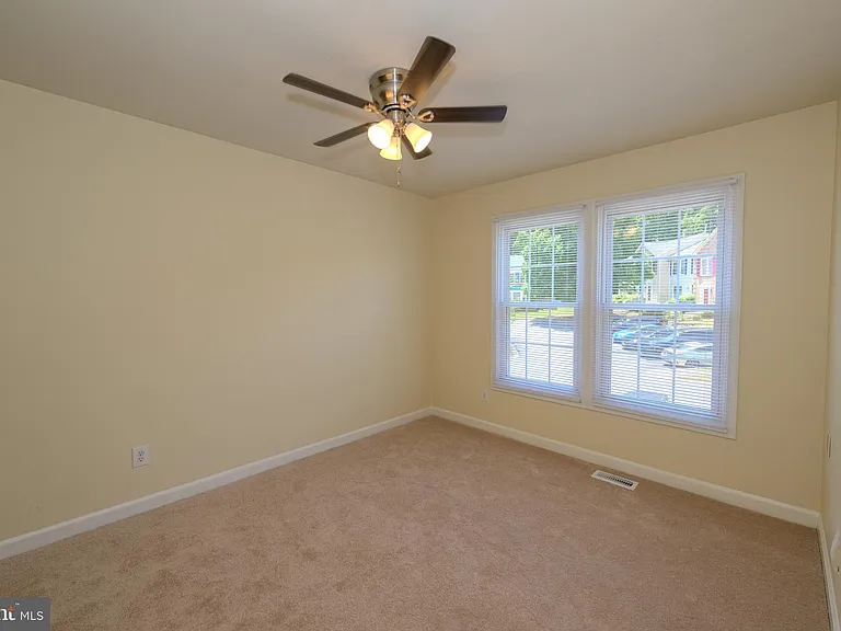 12863 Misty Ln — Photo 23