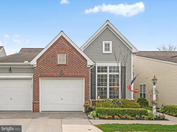 245 Old Post Ln, Strasburg, PA 17579
