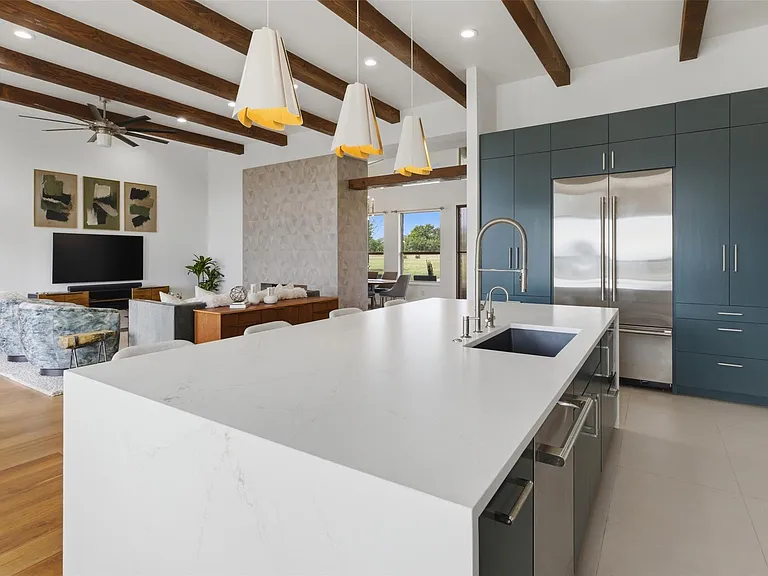 215 Mesa Vista Dr — Photo 32