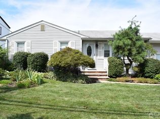 180 Johnson Pl, South River, NJ