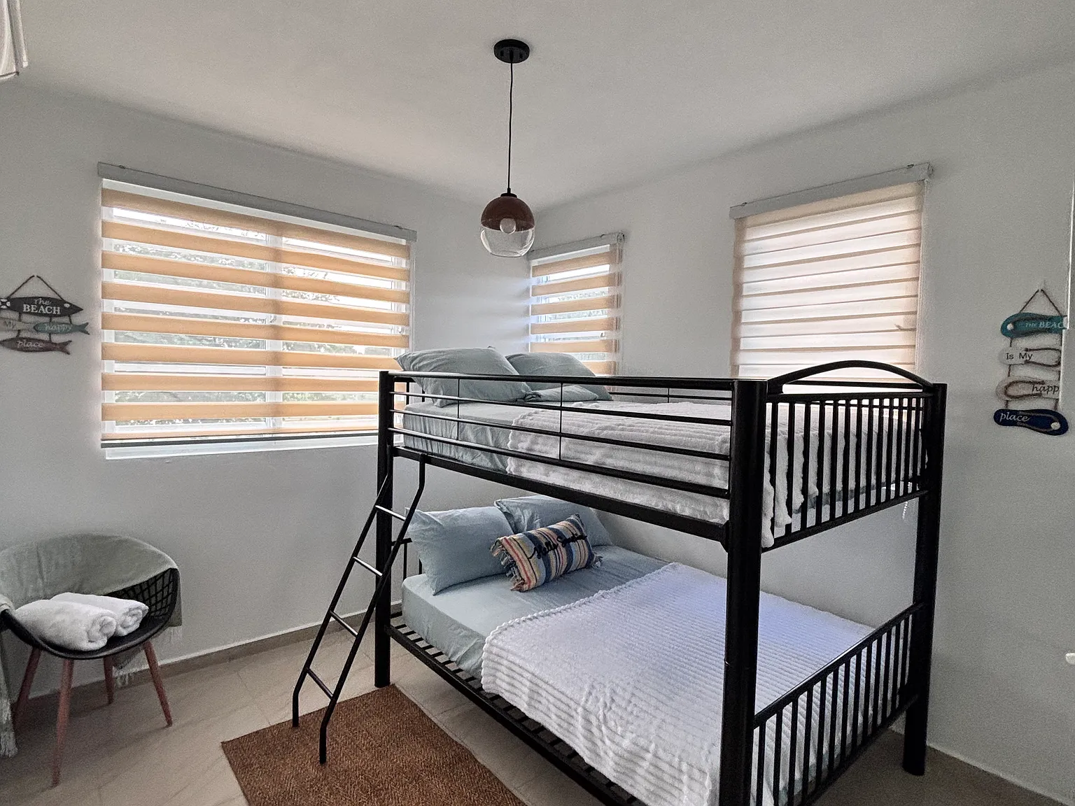 3 bed, 2.5 bath, 900 sqft, $2,500 — Photo 3