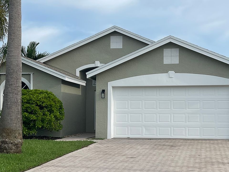 Beautiful family home located at the end of street across from park.