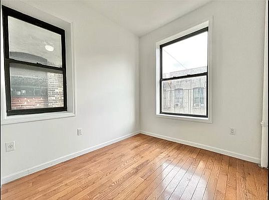 4th image of 420 Saint Nicholas Ave APT 4C