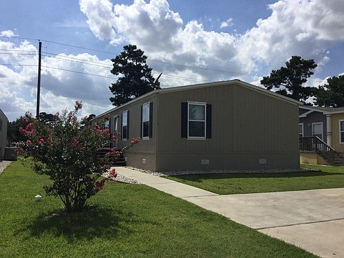 1st image of 20319 Fernbush Dr #1
