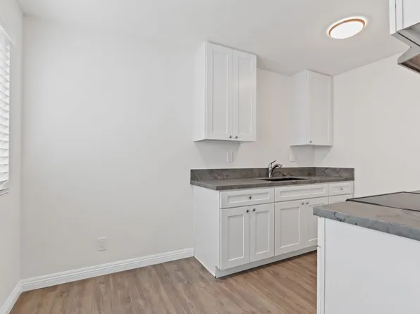 360 E 55th St #4, Long Beach, CA 90805