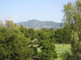 12140 Mac Donald Dr, Ojai, CA 93023