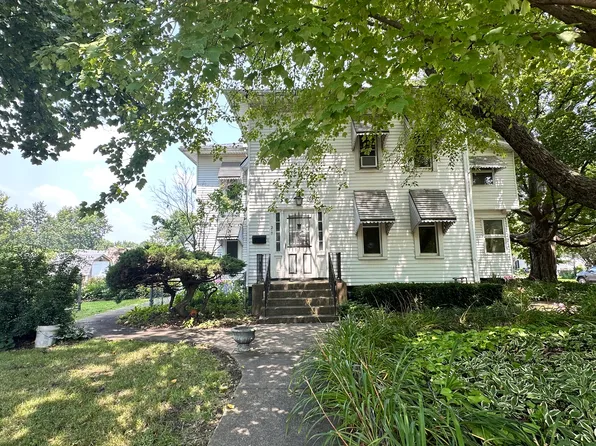 217 E High St, Farmer City, IL 61842