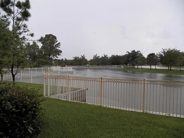 63 SE Palermo Ct #101 — Photo 9