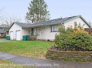 819 SW 29th Way, Troutdale, OR 97060