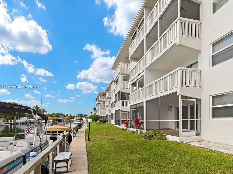 455 Paradise Isle Blvd #402 — Photo 42