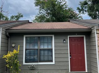 218 White Dr APT D, Tallahassee, FL 32304