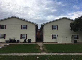 104 Outer Park Dr APT 2F, Springfield, IL 62704