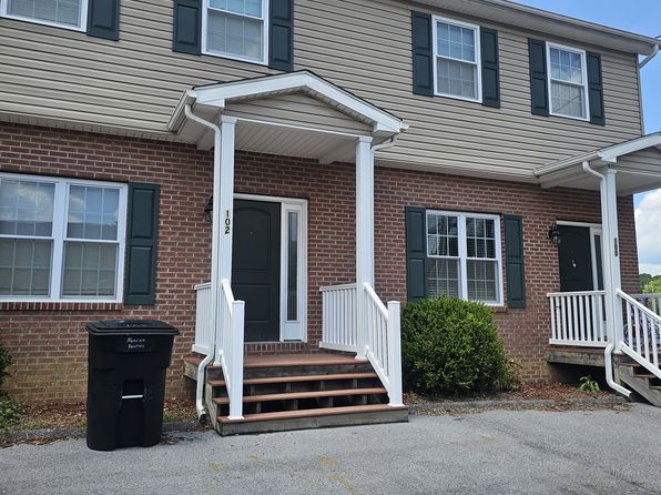 102 Frances Ct