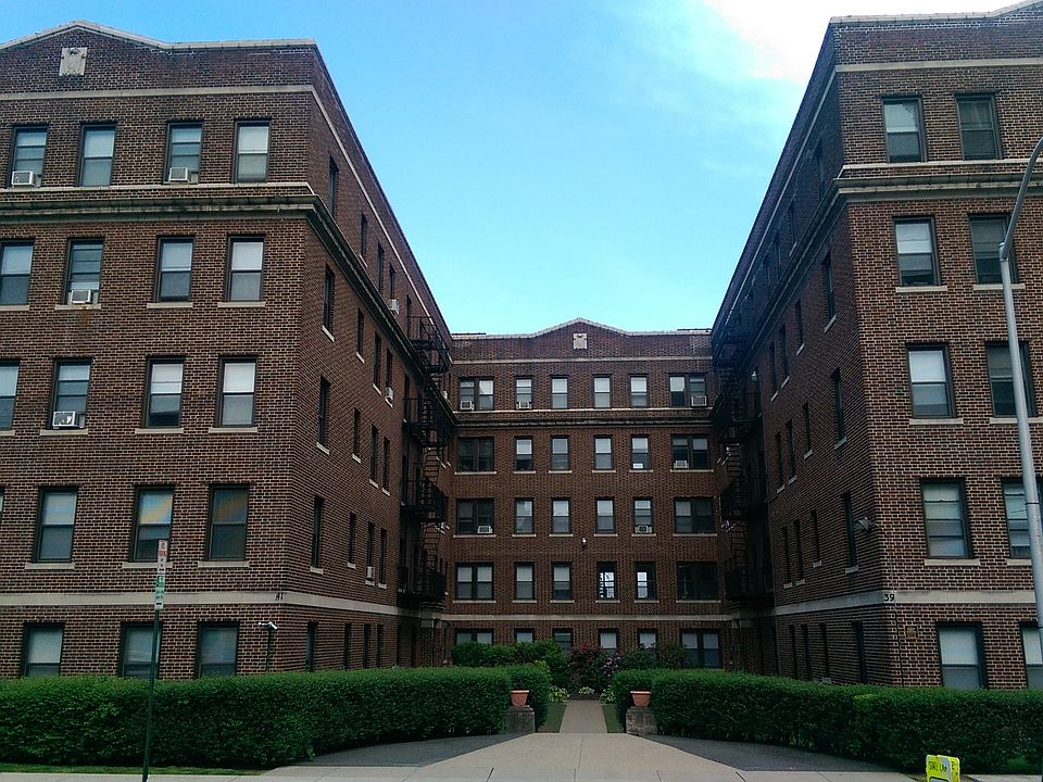 1st image of 41 N Fullerton Ave APT C3