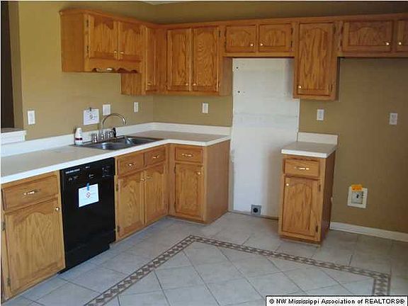 5th image of 5591 Kaitlyn Dr