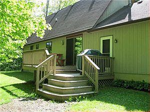 3rd image of 446 Briarwood Ct