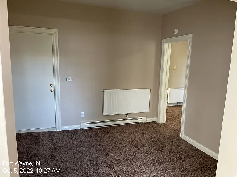 832 Columbia Ave — Photo 5