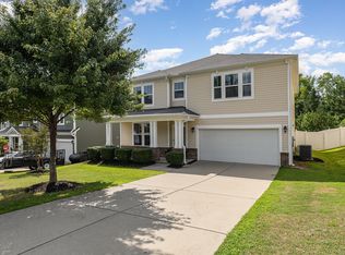 910 Merchants Ct, Sanford, NC 27330