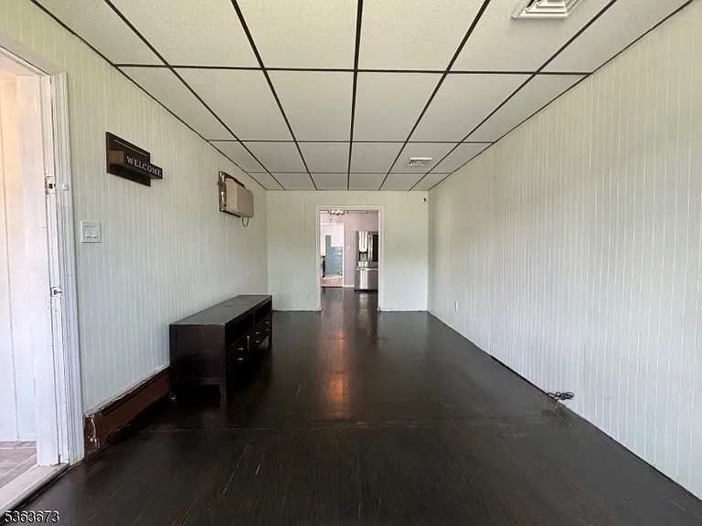 636 Linden Ave — Photo 6