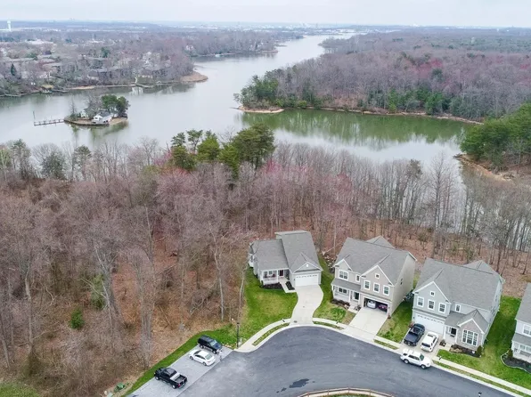 248 Saltgrass Dr, Glen Burnie, MD 21060