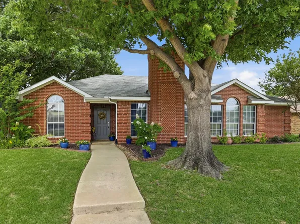 810 Sylvan Creek Dr, Lewisville, TX 75067